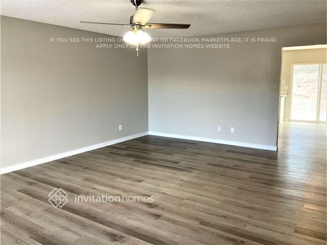 Photo - 214 Appian Way