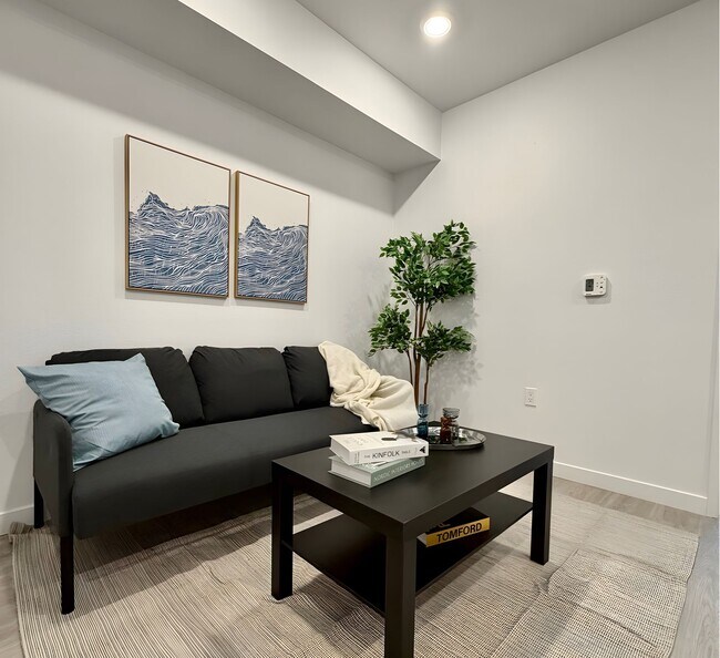 Photo - Gorgeous 1 bed/1 bath and Studio units ~ LA City Section 8 Voucher Accepted!