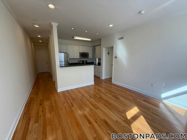 Photo - 1 Chauncy St Unidad 5