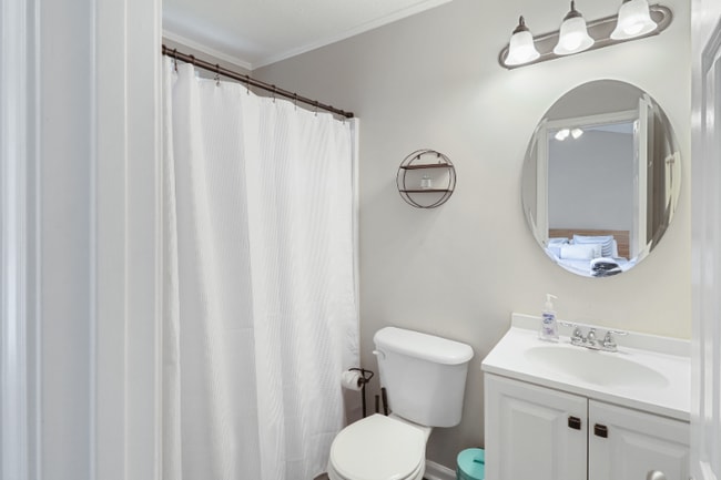 Photo - 504 Auburn Square Dr