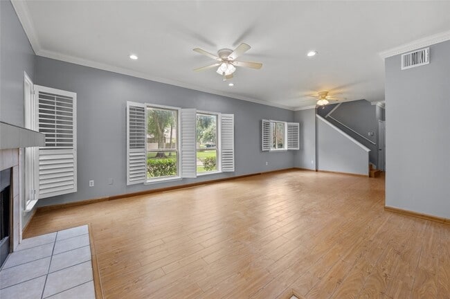 Photo - 11709 Lakeside Pl Dr