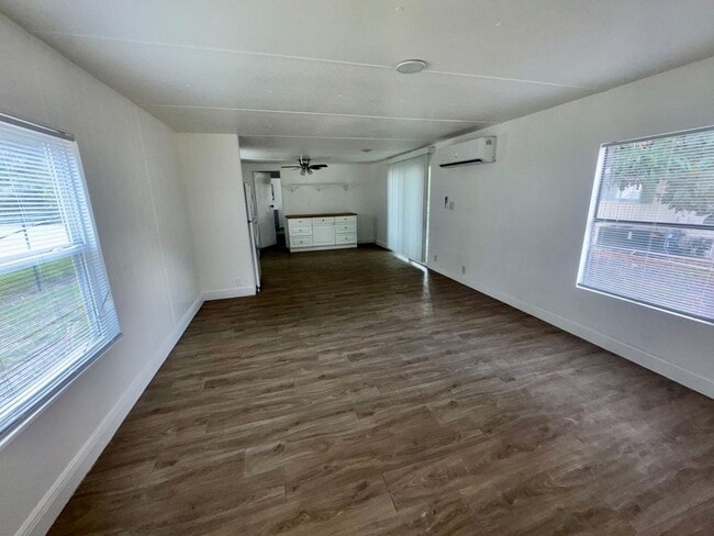 Photo - 1145 S Christiana Ave