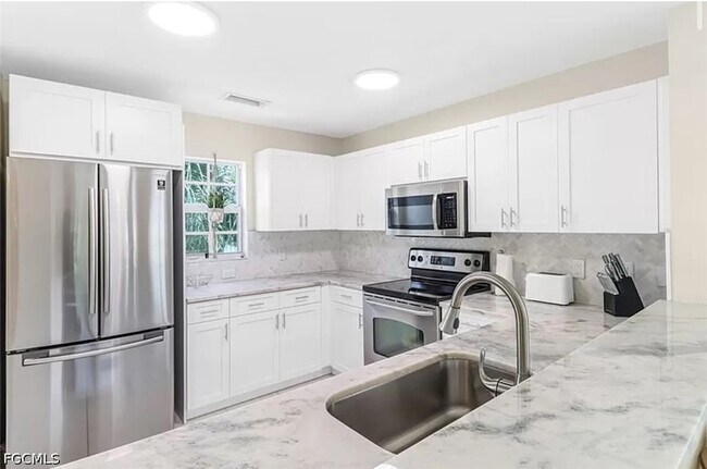 Photo - 4450 Botanical Pl Cir Unit 6