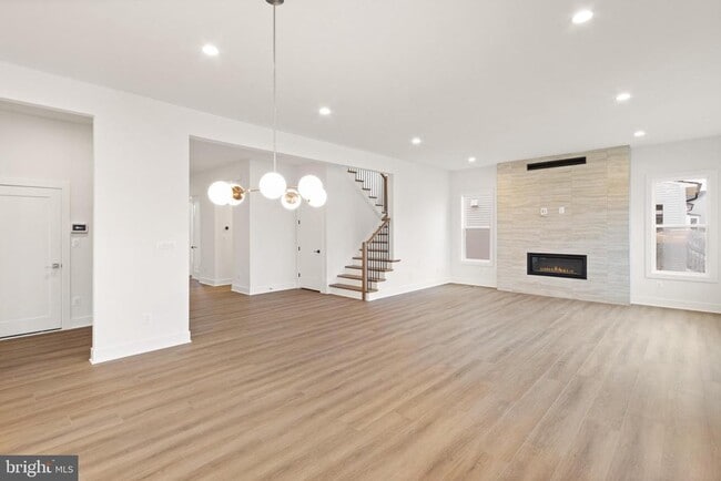 Photo - 849 N Manchester St