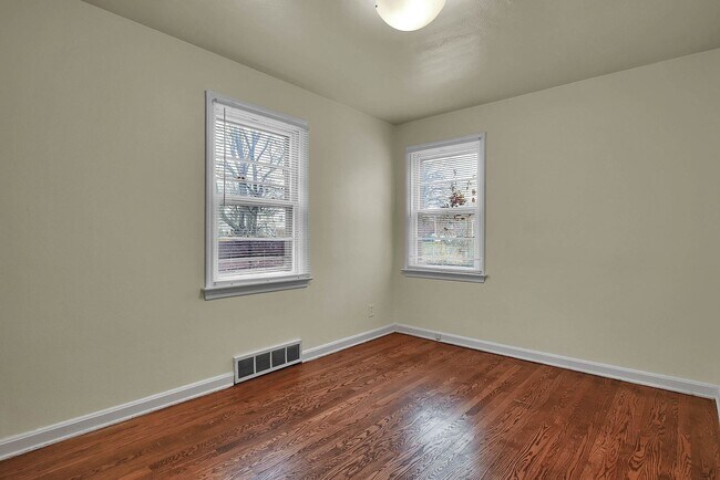 Photo - Quaint 2 bedroom home in University City.