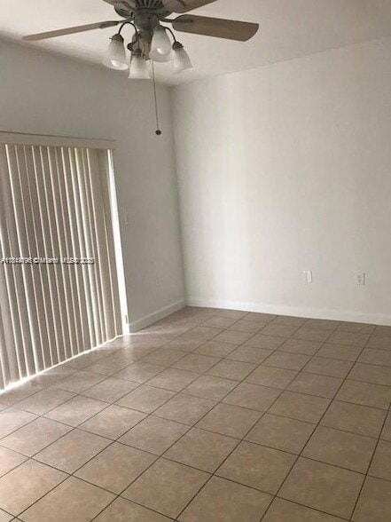 Photo - 1650 NE 33rd Ave