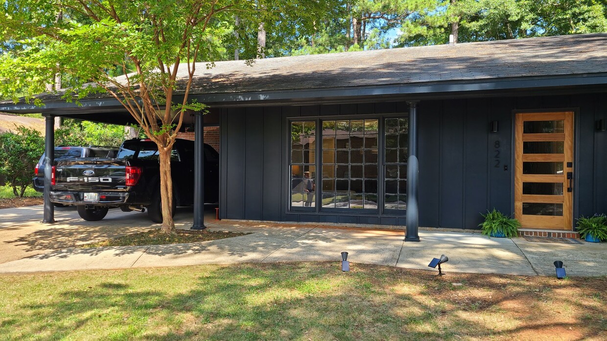 Photo - 822 N Gay St