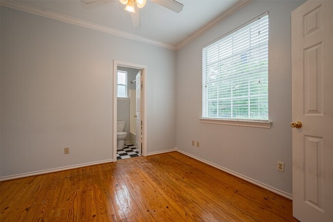 Photo - 1111 Banks St Unidad 6