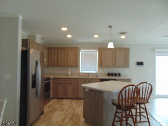 Photo - 1445 N Bridge St