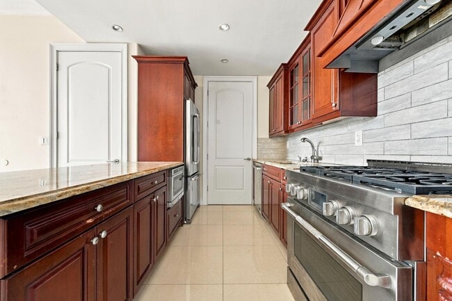 Photo - 63-36 99th St Unit Millennium 99 - 8D