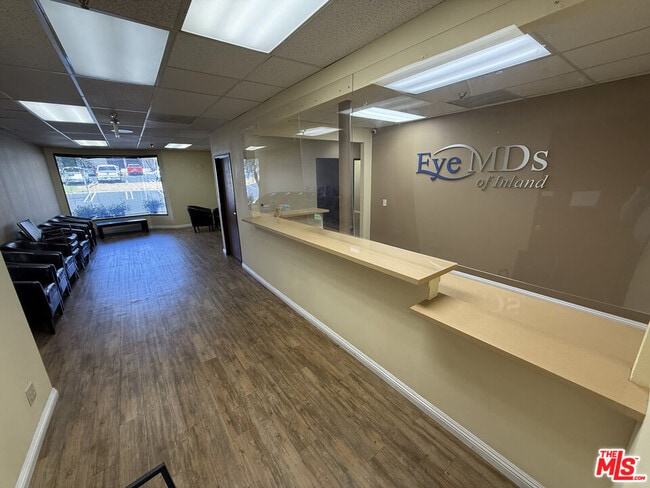 Photo - 820 N Mountain Ave Unidad 102