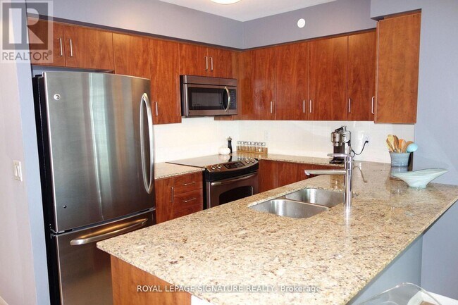 Photo - 205 Sherway Gardens Rd Unit 706