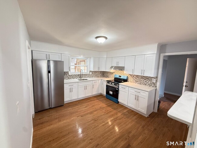 Building Photo - 524 Garfield Ave Unit 2