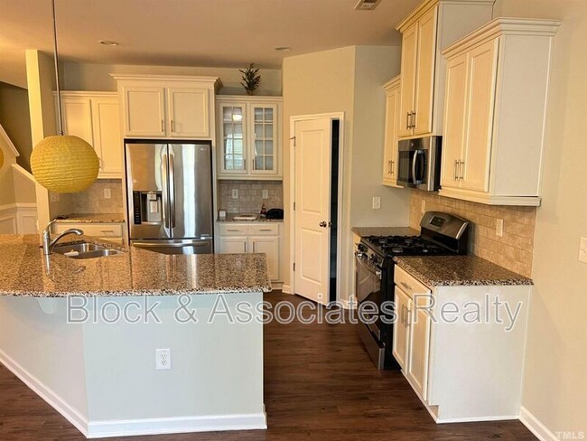 Photo - 228 Traphill Dr