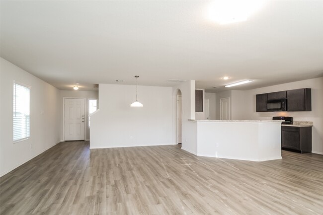 Building Photo - 8510 Oak Grove Church St Rental
