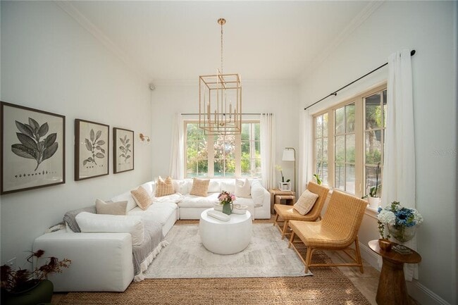 Photo - 719 Eastlawn Dr