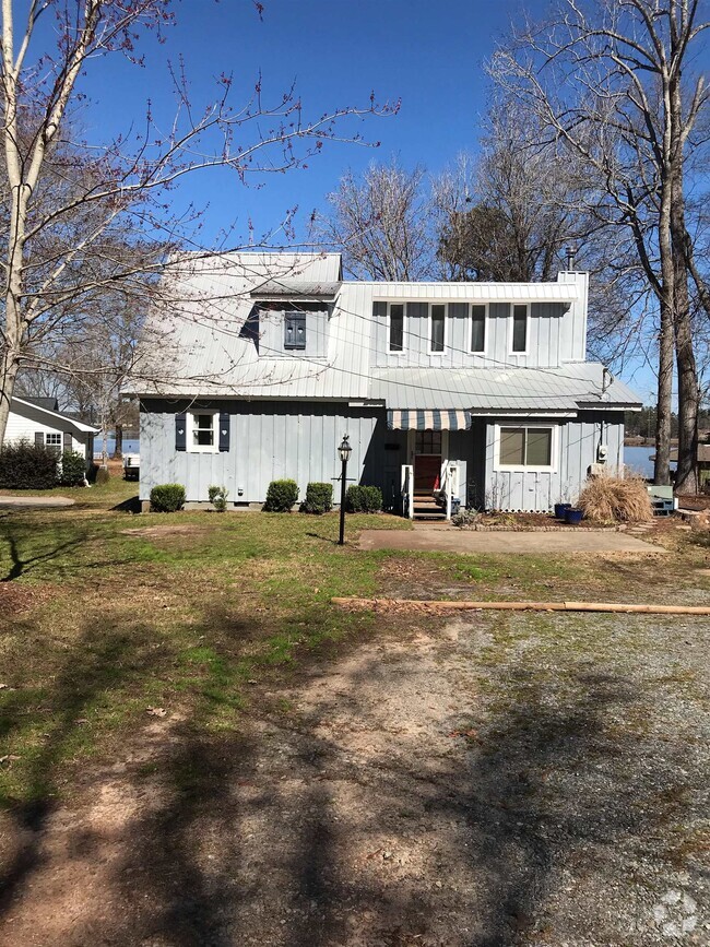 Building Photo - 109 Christy Ln NW Rental