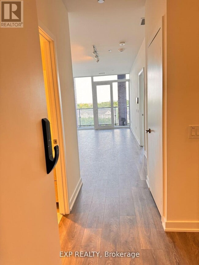 Photo - 28 Ann St Unité 605