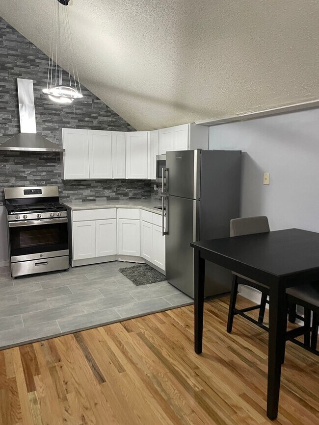 Photo - 95 Pardee St Unit 2nd Fl