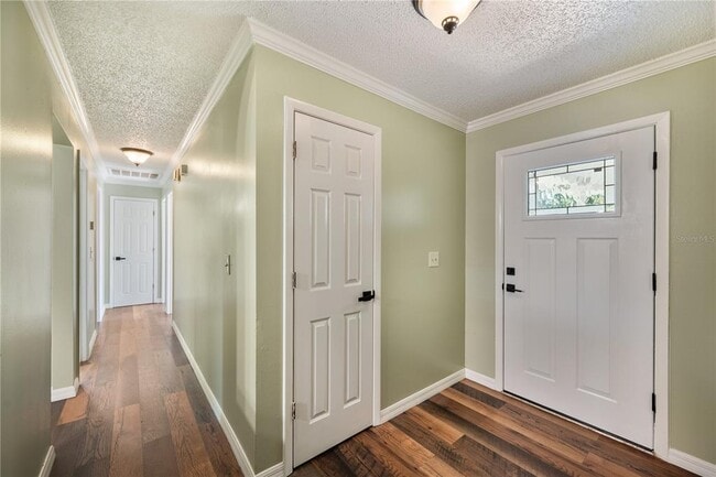 Photo - 1895 W Oakwood Loop