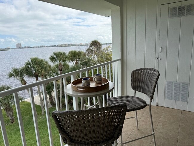 Photo - 3131 S Ridgewood Ave Unit River Club