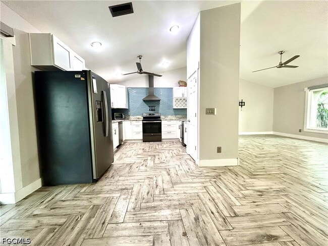 Photo - 210 SE 1st Pl