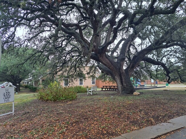 Photo - 2205 Melissa Oaks Ln