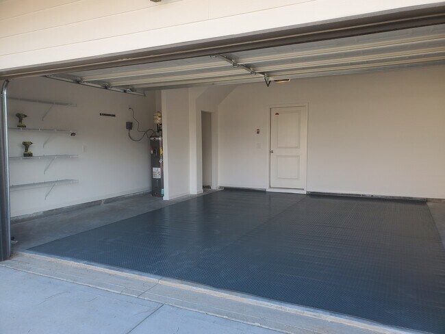 2 car garage with floor mat for easy maintenance