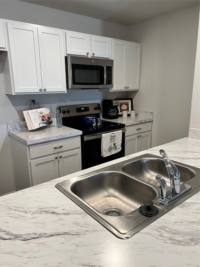 Photo - 1266 Rd 5720