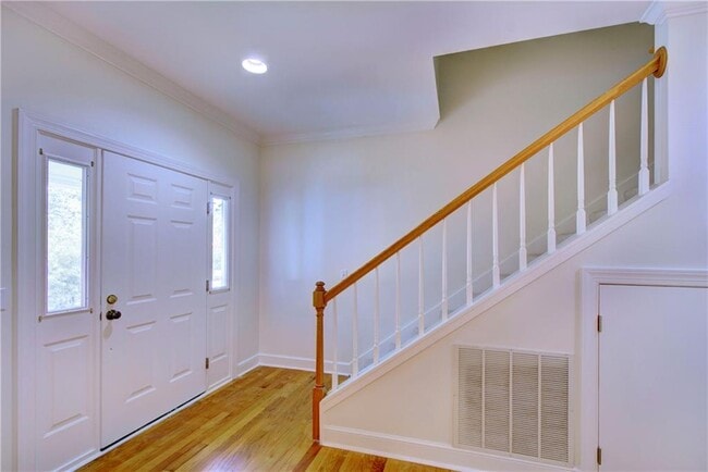 Photo - 112 Newfield St