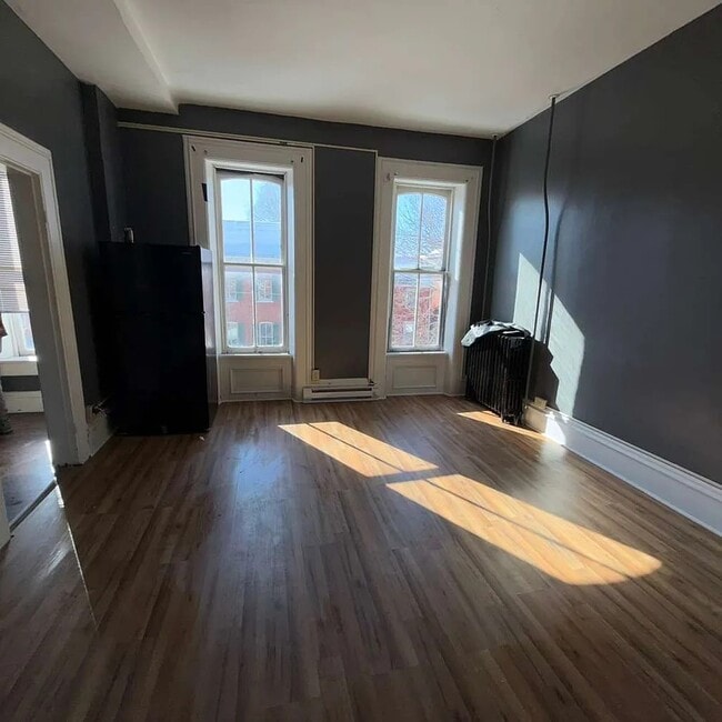 204 W Martin St