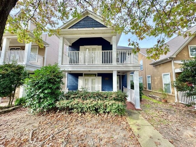 Building Photo - 1359 Island Pl E