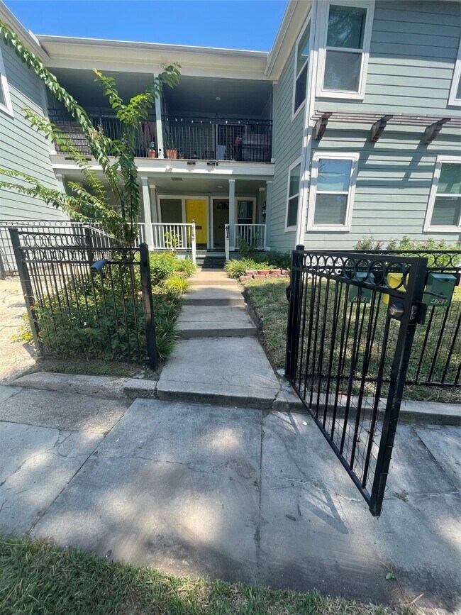 Building Photo - 4705 Park Dr Rental