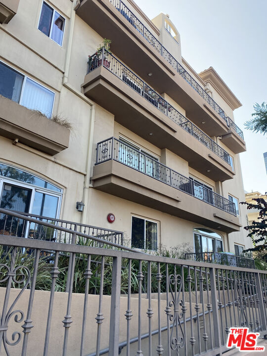 Building Photo - 1255 Federal Ave