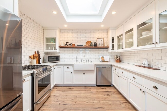 Photo - MODERN FARM HOUSE FOR RENT