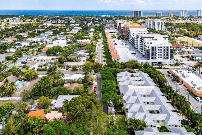 Building Photo - 244 E Boca Raton Rd Rental