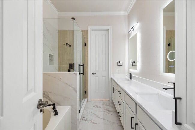 Photo - 7134 Mapleridge St Unidad 3G