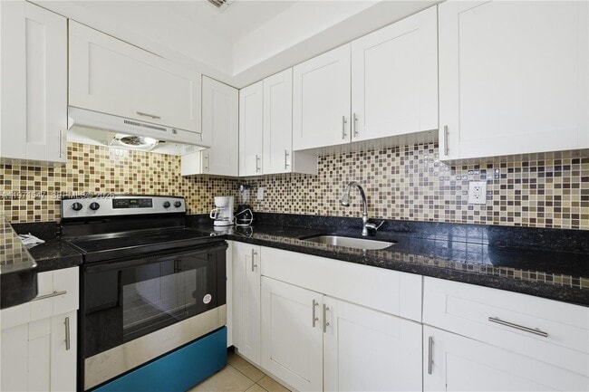 Photo - 1731 NW 26th Ave