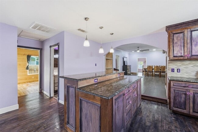 Photo - 2734 Fordham Rd