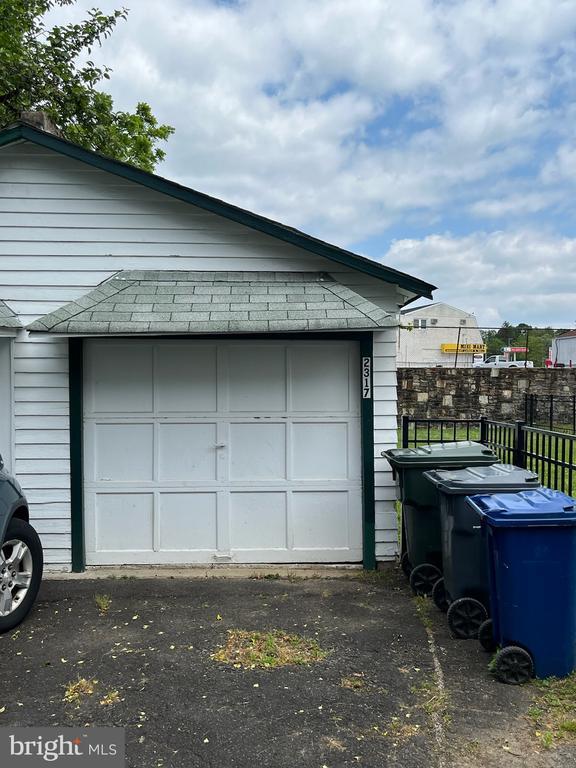 Photo - 2317 Jenkintown Rd