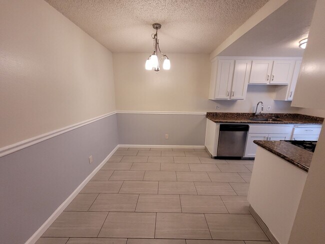 Photo - 1313 Floyd Ave