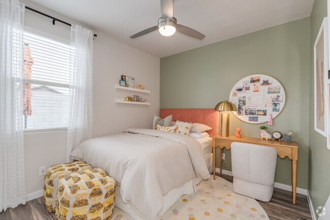 3A - 3BR, 2BA - 1,282SF - Second Bedroom
