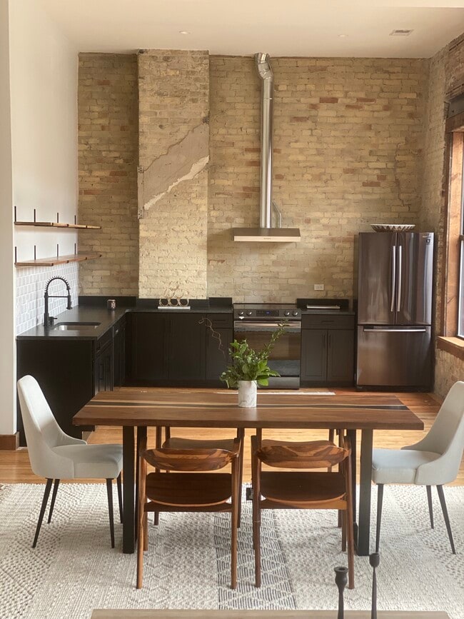 Kitchen - 403 Main St Unit 2A