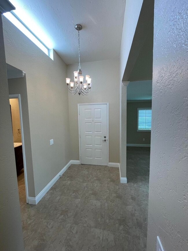 74940 San Simeon Dr