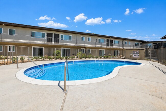 Marine Bay Apartments