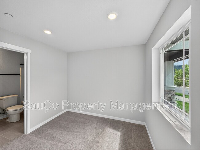 Photo - 7513 NW Eleanor Ave