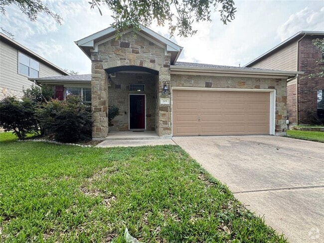 Building Photo - 205 Saddle Ridge Dr Rental