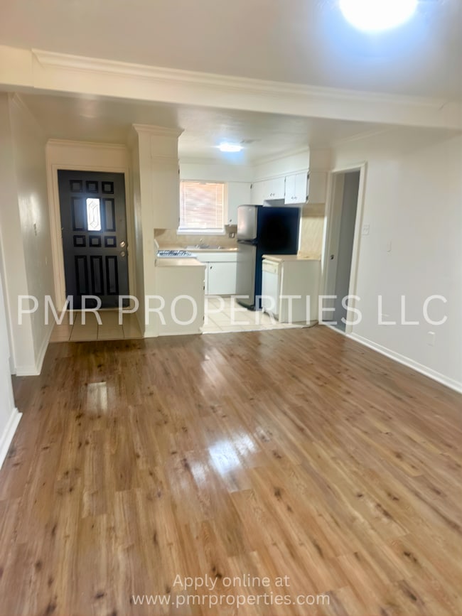 Photo - 4 Bedrooms - 1.5 Bathroom House