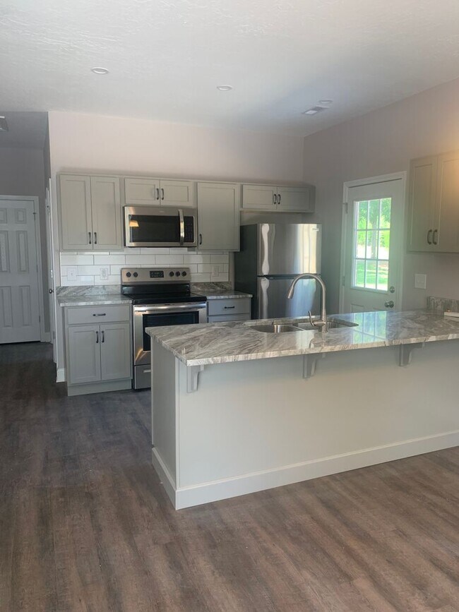 Photo - HWY 9 DUPLEX Unit APT B