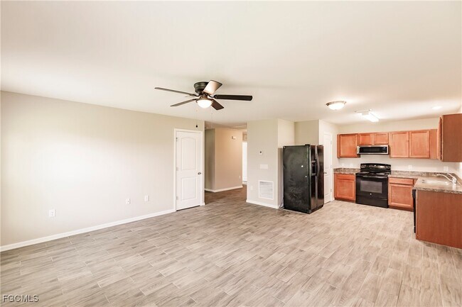 Photo - 616 NE 24th Terrace